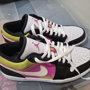 Air Jordan 1 Low Se Spray Paint